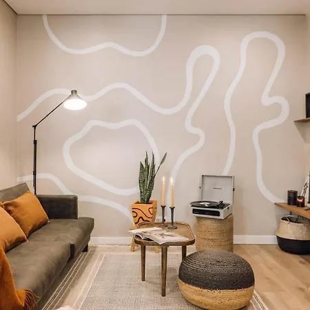 Nejam - 2 Bedrooms And Terrace In Lapa * Lisbona