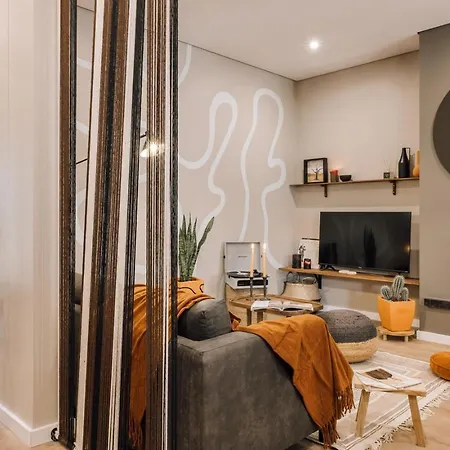 Nejam - 2 Bedrooms And Terrace In Lapa Lizbona