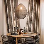 Appartamento Nejam - 2 Bedrooms And Terrace In Lapa Lisbona